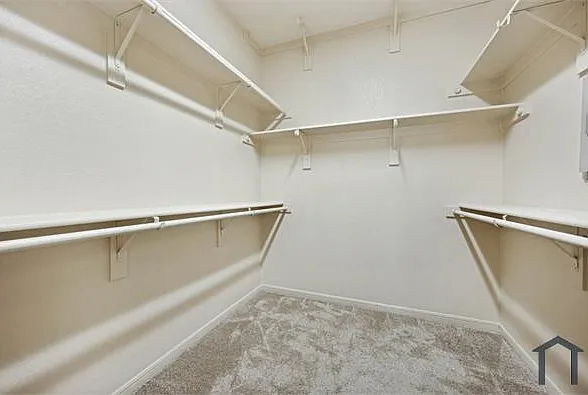 1650 Meadows Ave — Photo 14