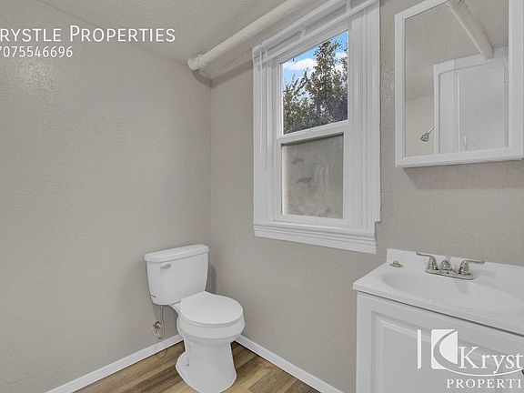 4th image of 825 Louisiana St APT B
