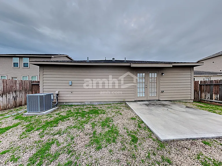 22718 Klingamans Way — Photo 21
