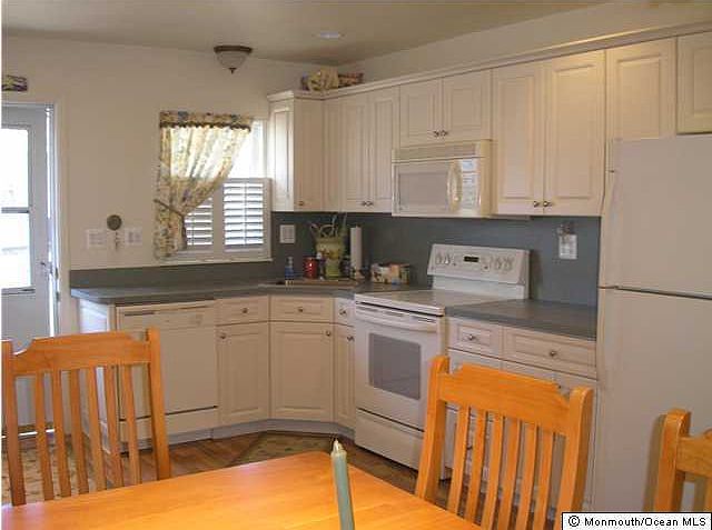 1st image of 1260 Argyll Circle #B