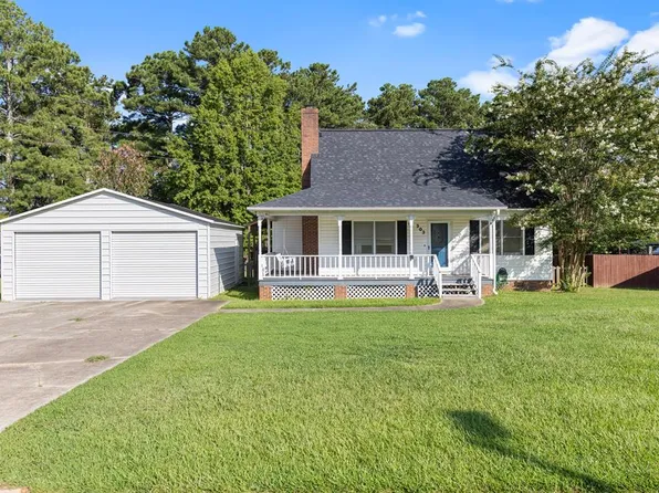 303 Loblolly Cir, Greenwood, SC 29649