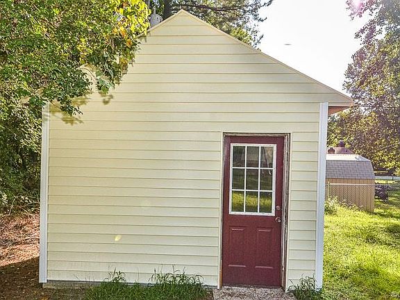4th image of 4800 Annlyn Dr