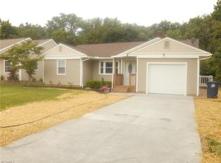 416 Crestview Ave, Akron, OH 44320