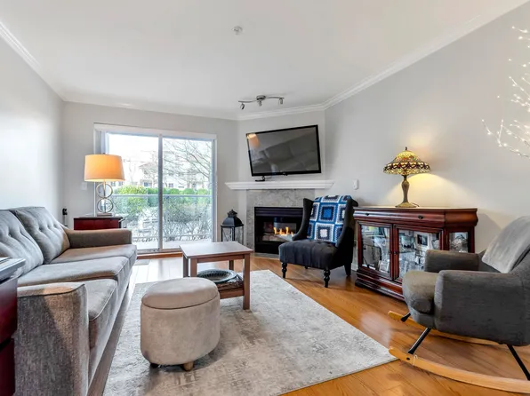 4758 53rd St #102, Delta, BC V4K 2Z1