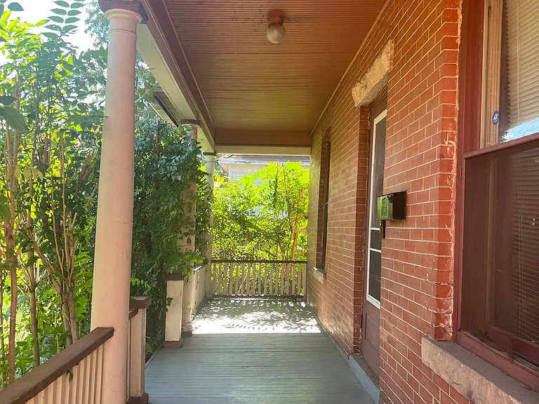 1327 Arapahoe Ave — Photo 12