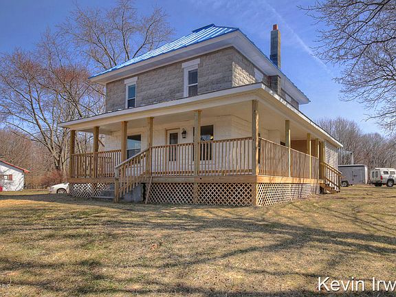 2nd image of 13798 Ferris Ave