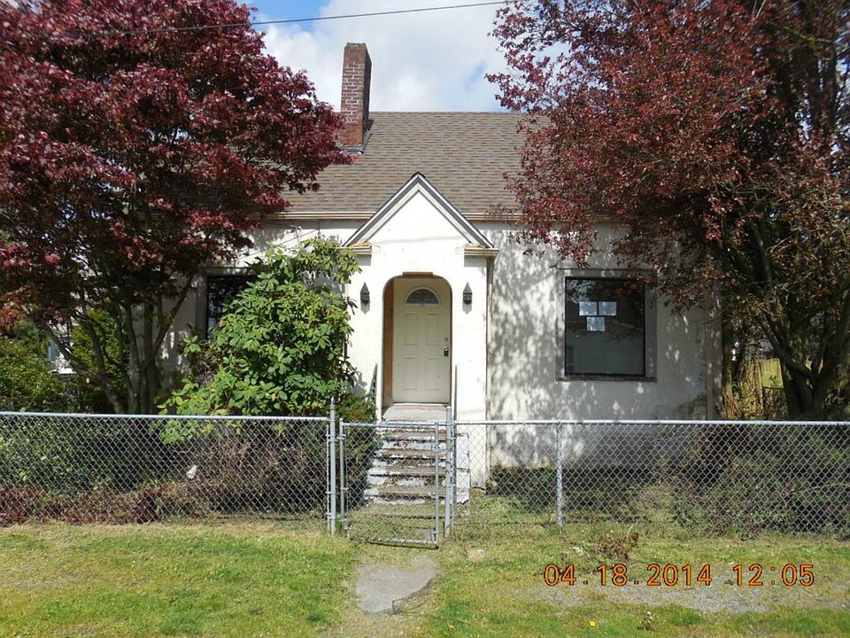 1st image of 10207 272nd Pl NW
