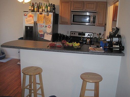 5th image of 20 E 14th Ave APT M