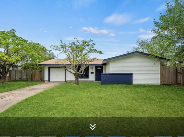 26 Lyncrest Dr, Galveston, TX 77550