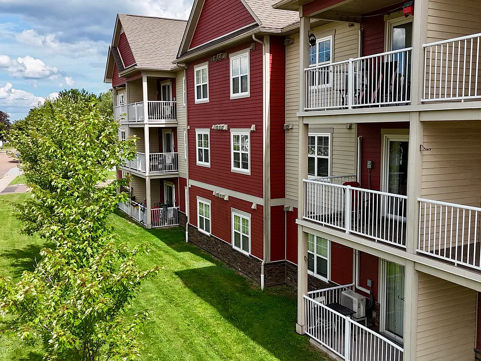 7 Point Park Dr #104