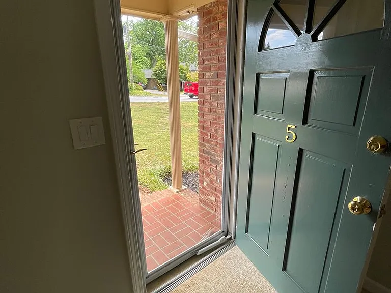 5 Ramblewood Ln — Photo 6