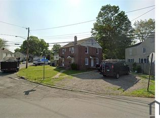 59 Priscilla St, Bridgeport, CT 06610