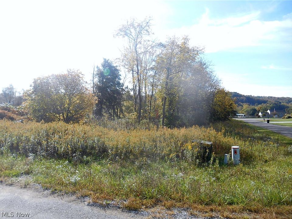 2nd image of Meadow Creek Dr