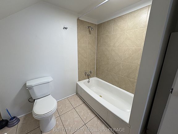 5th image of 5145 Rice Cres