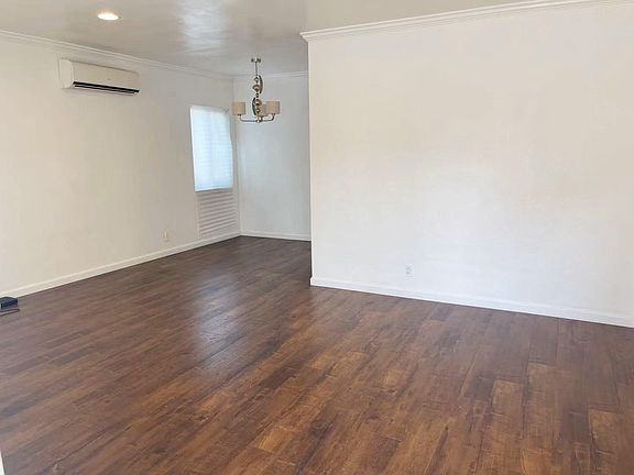 3rd image of 257 Brisbane St