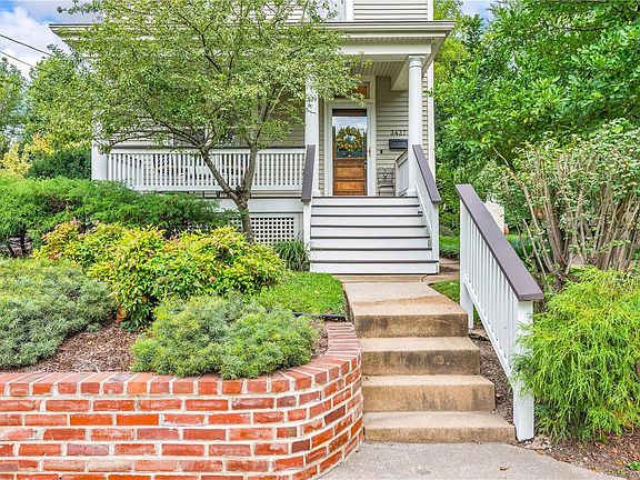 4th image of 3437 Oxford Ave