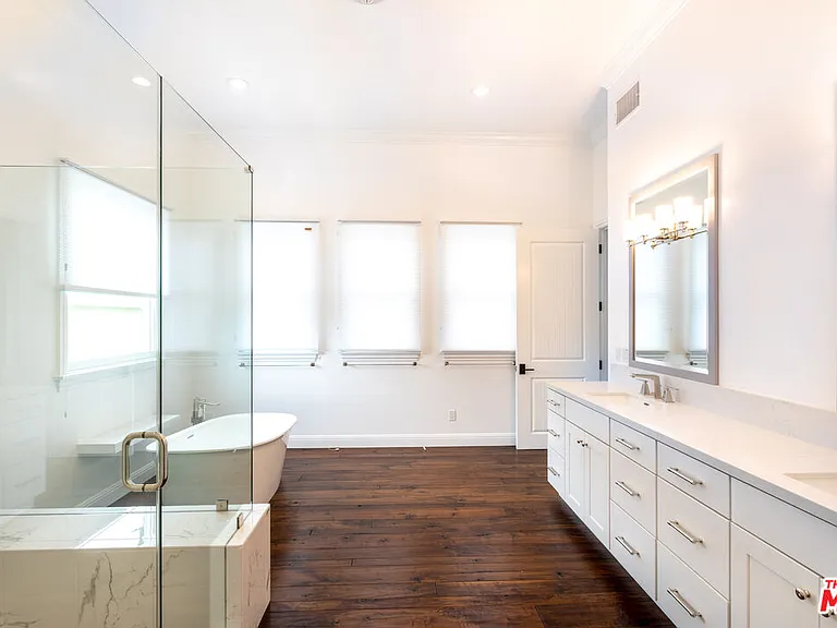 550 San Juan Ave — Photo 36