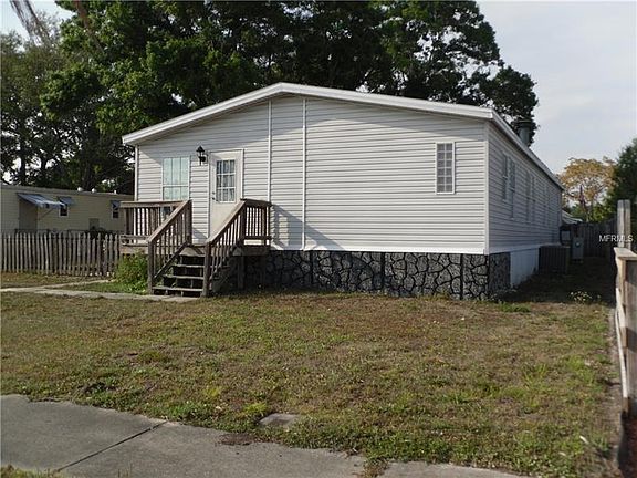 4th image of 6033 136th Ave N
