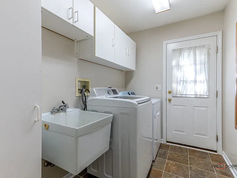 1214 Shoreline Dr — Photo 16