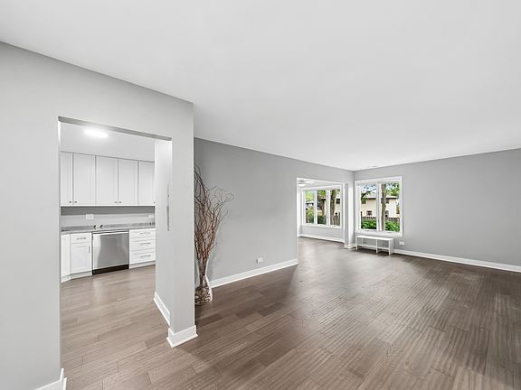 3rd image of 150 Lake Blvd APT 112
