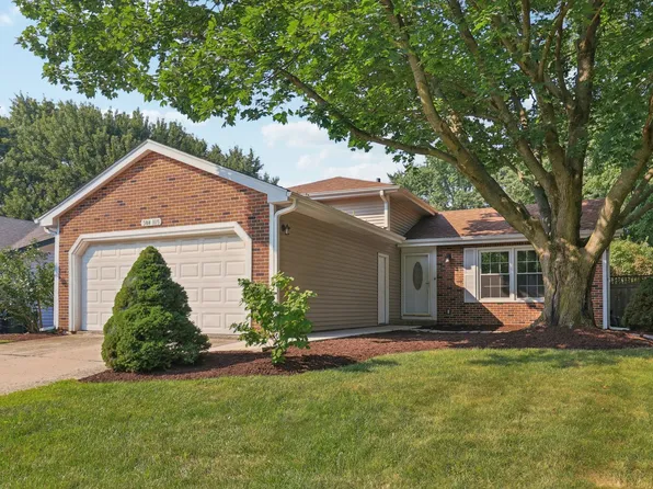 30W115 Greenbrook Ct, Warrenville, IL 60555