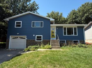 517 N Edgerton St, Mitchell, SD 57301