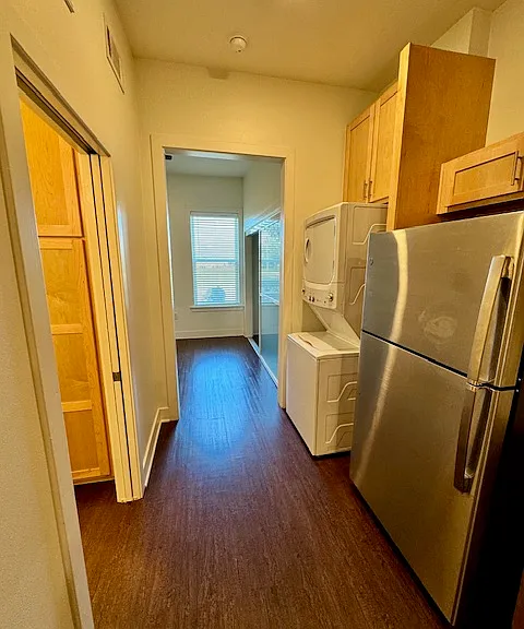Little Emma Apartments — Photo 21