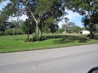 103 Forrest Trl, West Columbia, TX 77486