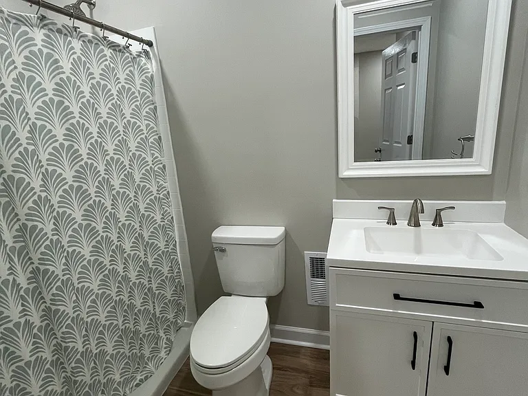 806 White Rose St — Photo 9