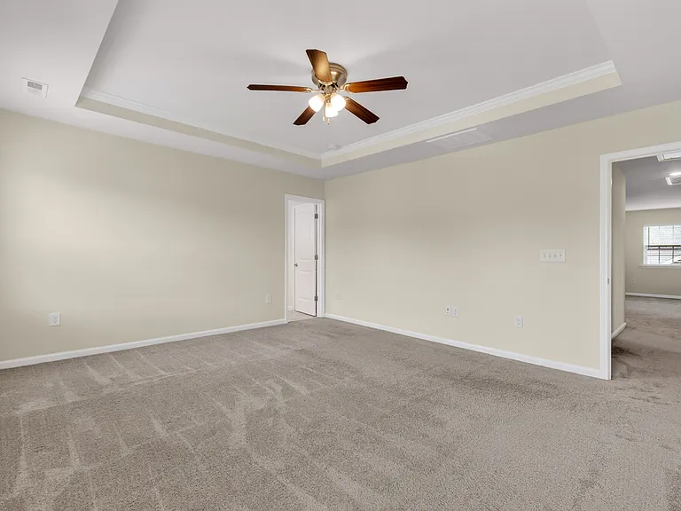 2112 Turling Way — Photo 40