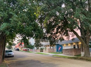 902 Cherry St #2, Vicksburg, MS 39183