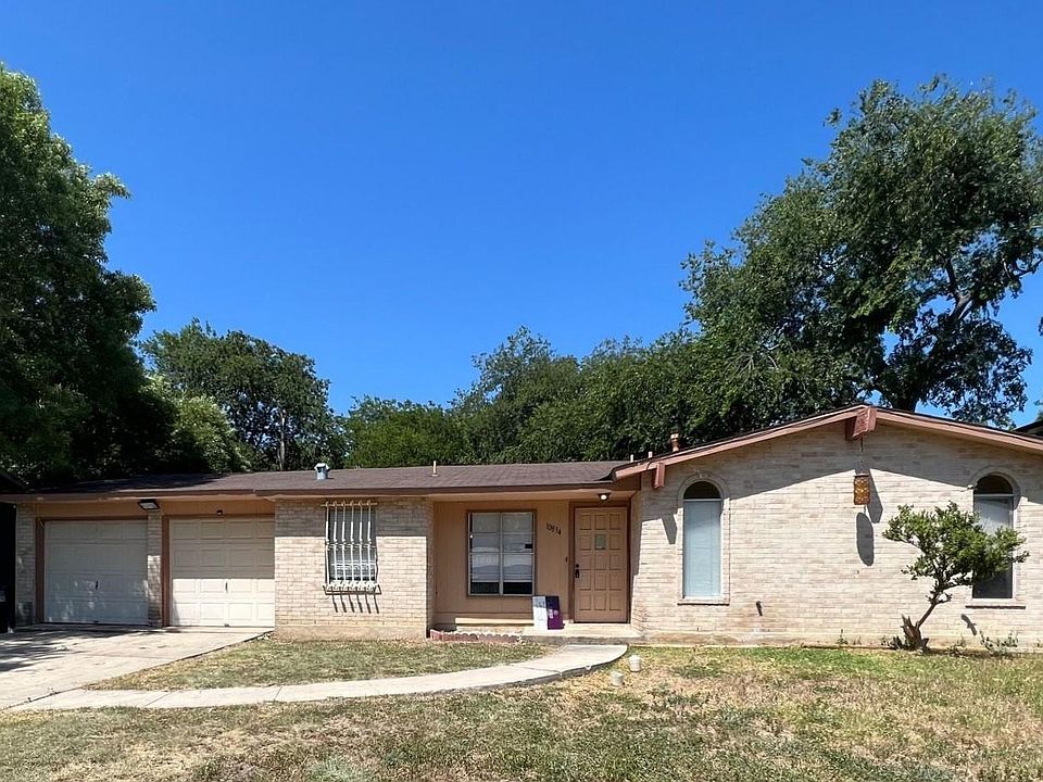 1st image of 10834 Edgecrest Dr