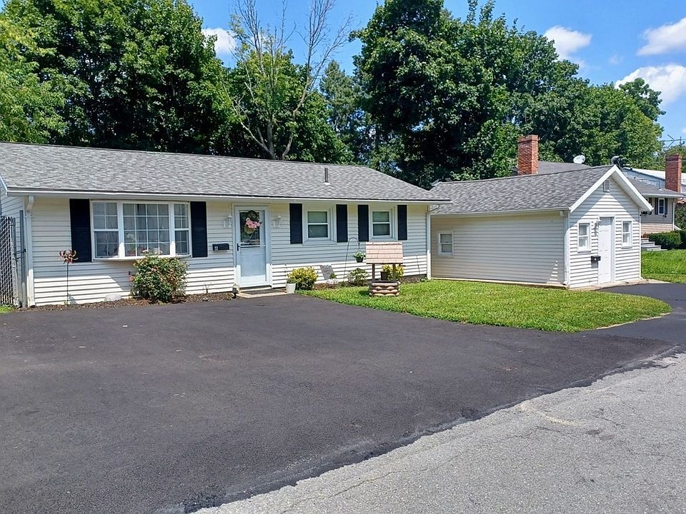 6 Eight Bates St, Brockton, MA 02302 Zillow