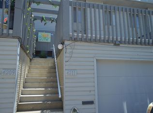 4211 Kris Line Dr, Waterloo, IA 50701