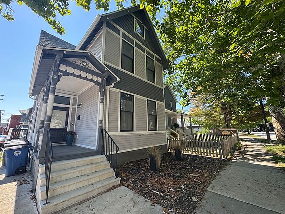 3rd image of 1966 Randall Rd Unit 2