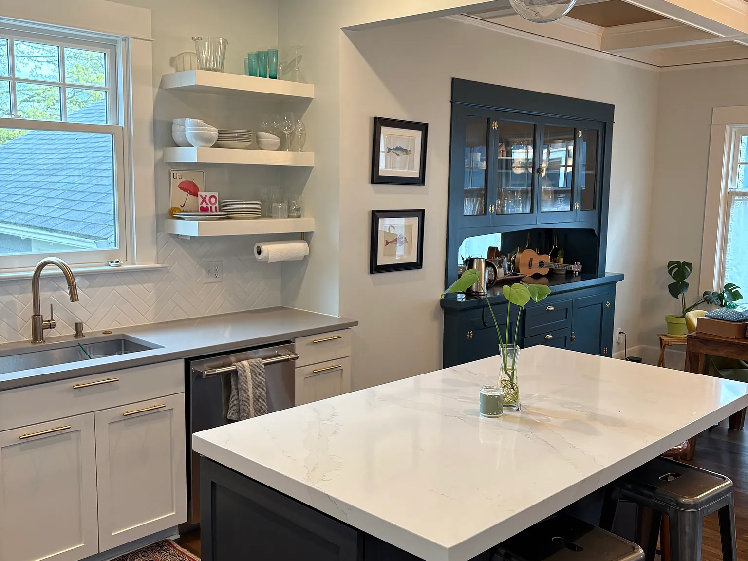 4 bed, 3.5 bath, 2550 sqft, $4,750 — Photo 4