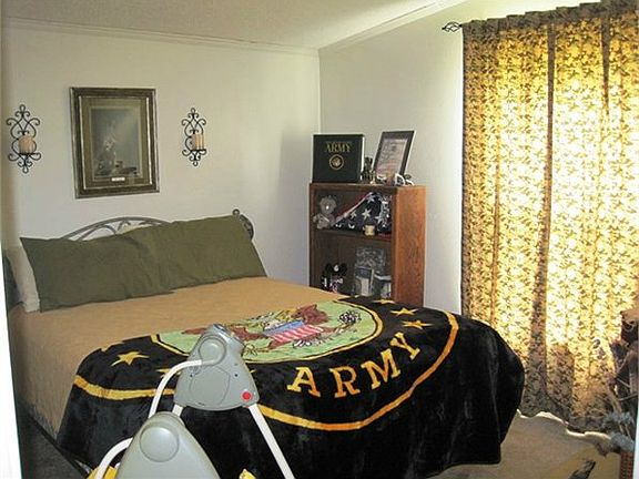 2nd image of 242 Mountain Meadows Dr