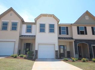 1410 Stone Manor Dr, Raleigh, NC 27610