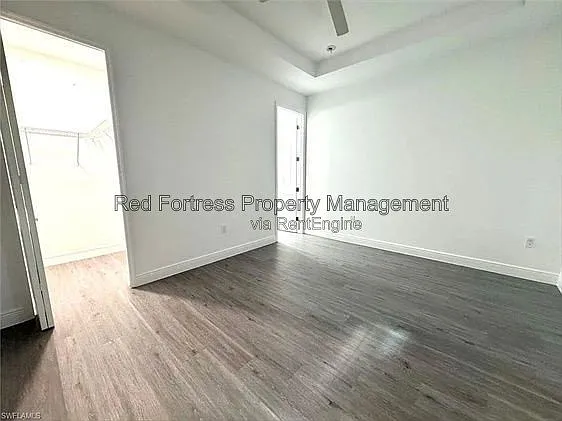 3 bed, 2.0 bath, 1221 sqft, $2,149 — Photo 4