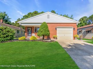 381 Costa Mesa Dr, Toms River, NJ 08757