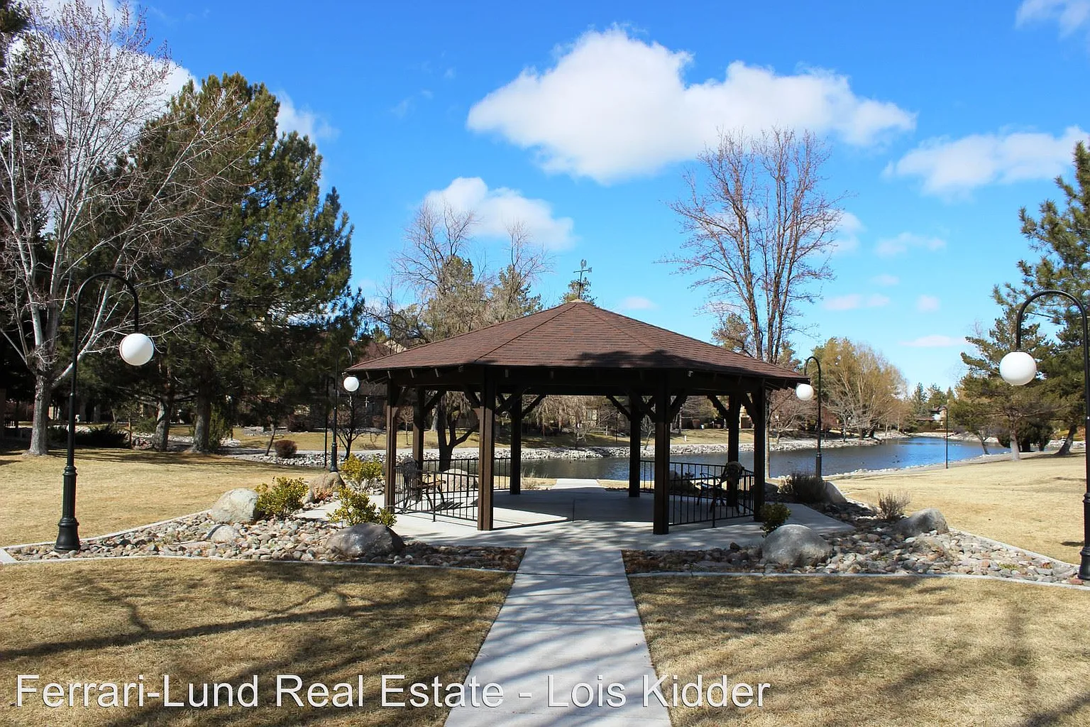 4572 Matich Dr photo 1