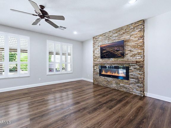 3rd image of 24816 S PLEASANT Court