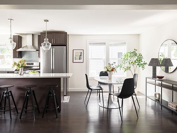 4th image of 70 Stanley Ave #70