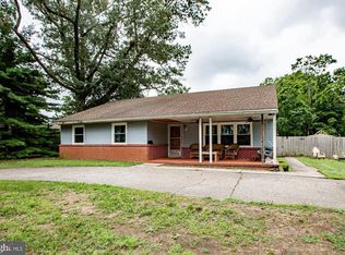 435 Delaware Ave, Roebling, NJ 08554