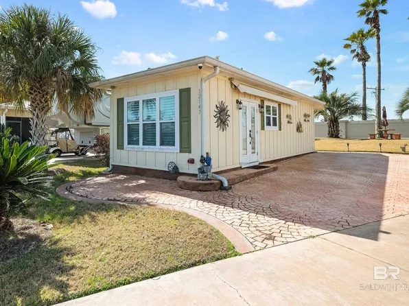 12143 Gateway Dr, Elberta, AL 36530