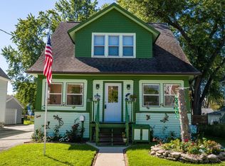 1121 W 8th St, Appleton, WI 54914