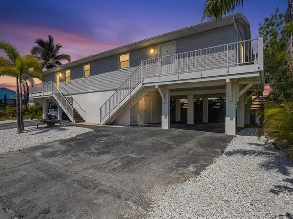 3303 6th Ave #B, Bradenton Beach, FL 34217