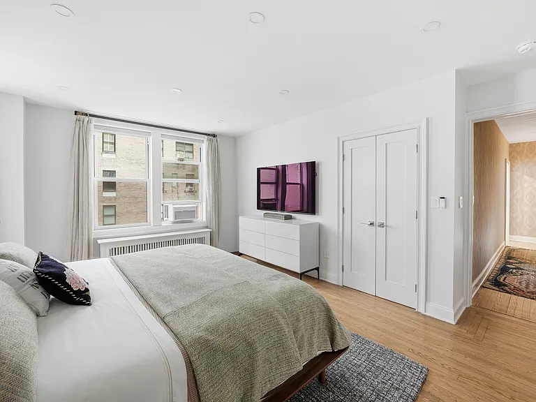 50 E 72nd St #10B — Photo 11