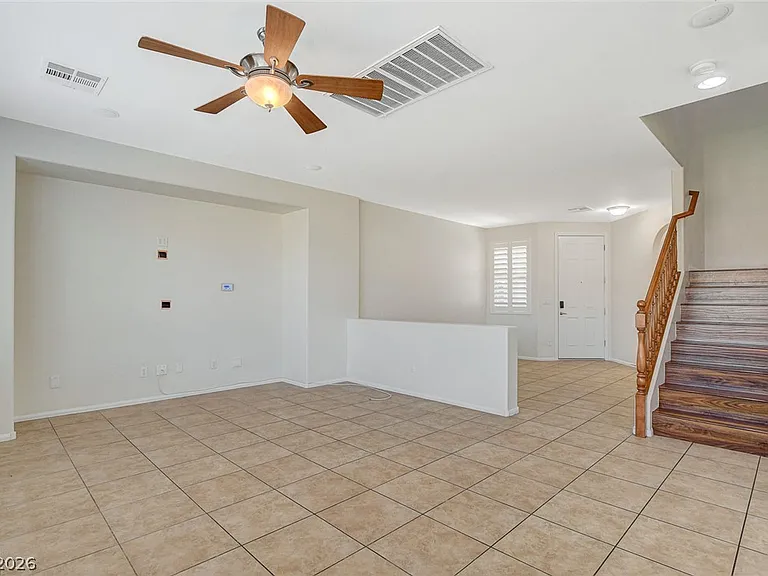 9734 Maspalomas St — Photo 7