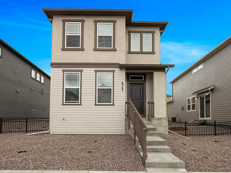 6432 Levity Hts — Photo 1